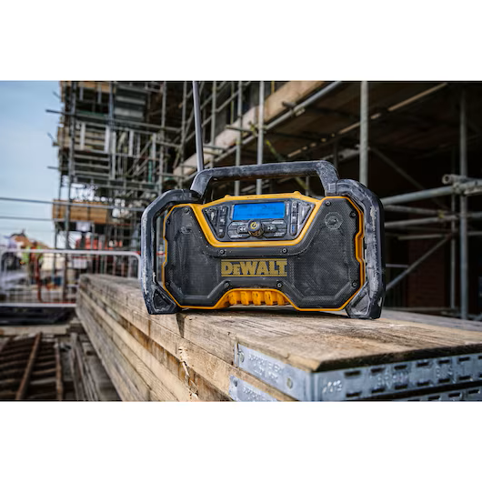 Radio Bluetooth Compact XR DeWALT DCR029-QW